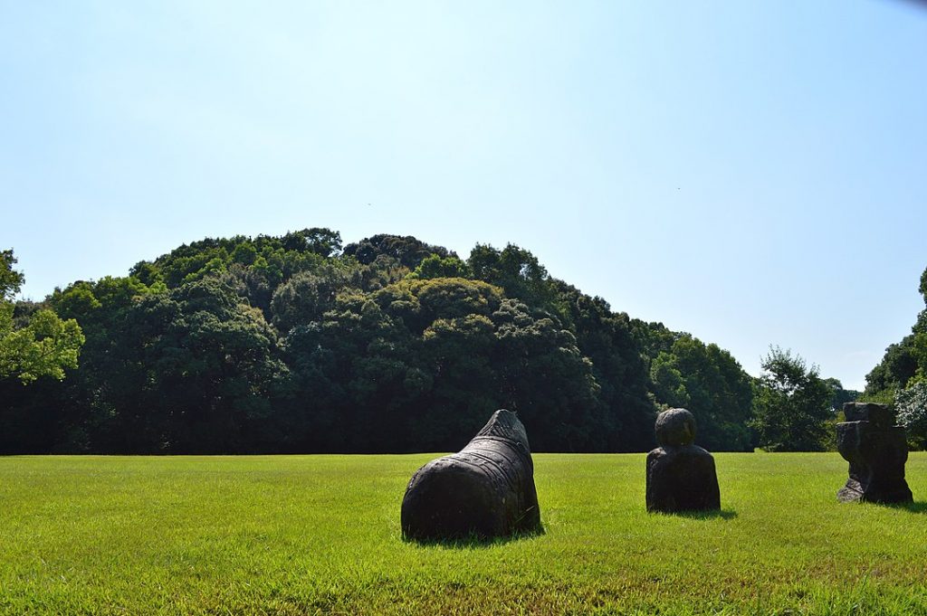 筑紫君磐井の岩戸山古墳